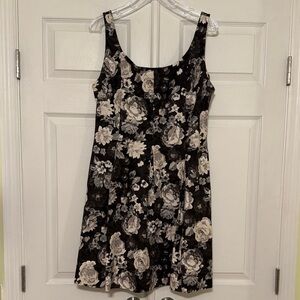 GAP Floral Black and White Dress